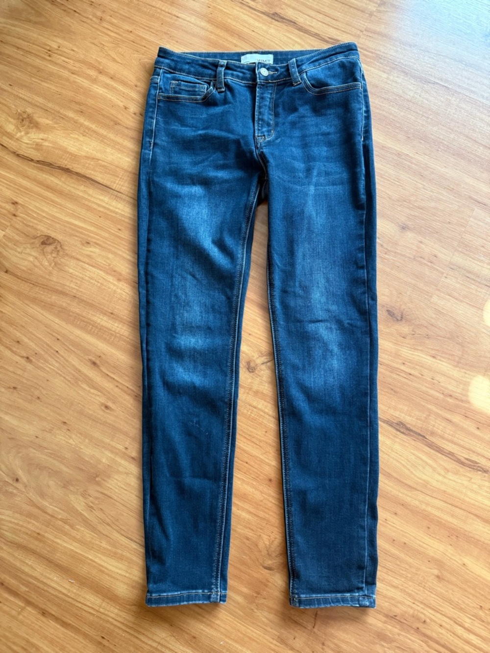 Vervet Dark Wash Slim Stretch Jeans size 28